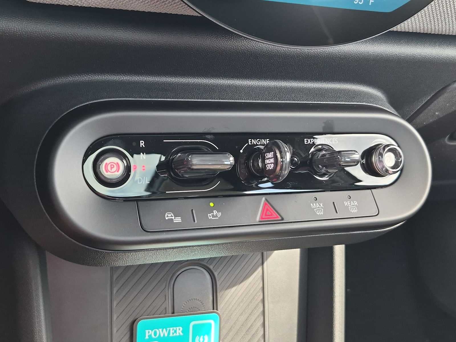 2026 MINI 4 PUERTAS SIGNATURE PLUS