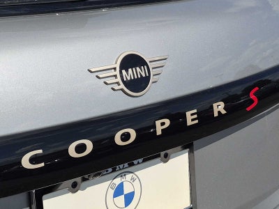 MINI 4 PUERTAS ICONIC 2027