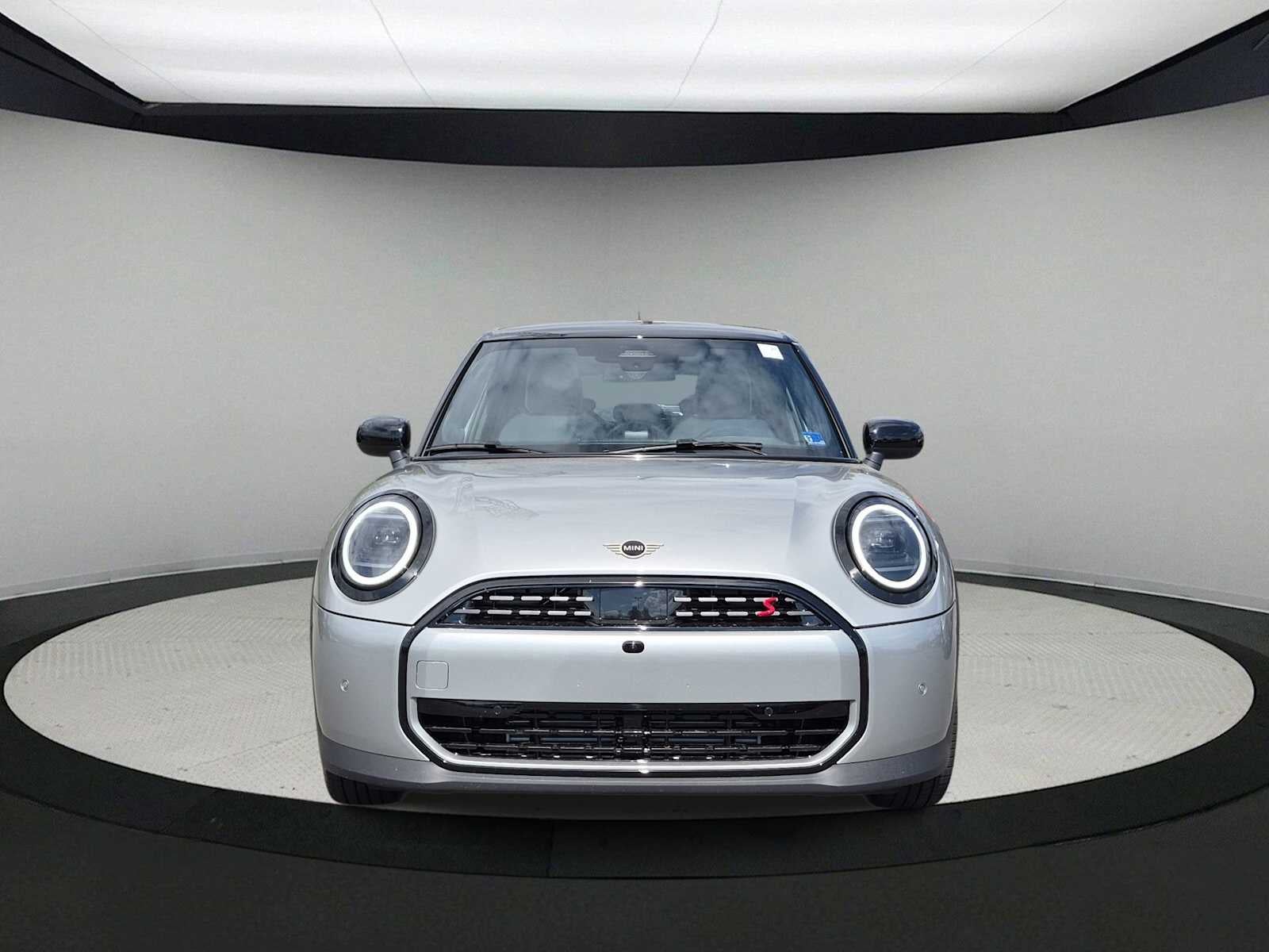 MINI 4 PUERTAS ICONIC 2027