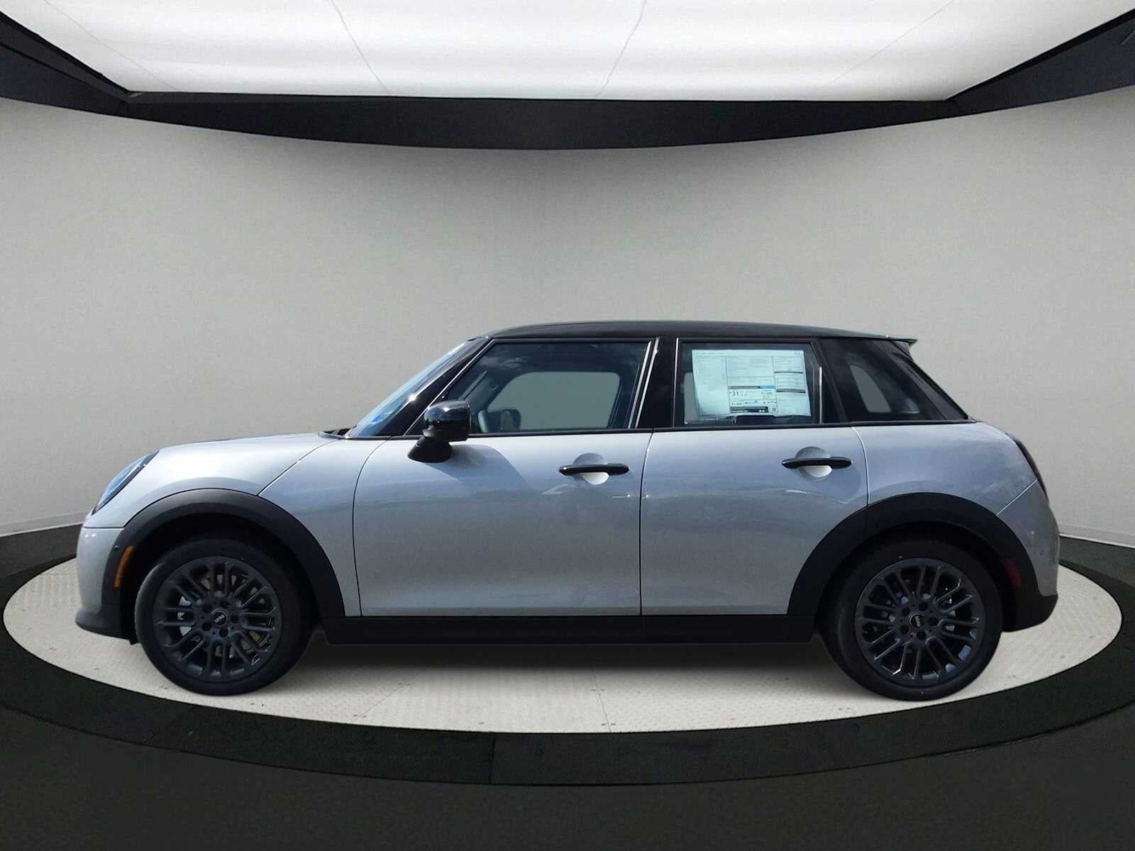 MINI 4 PUERTAS ICONIC 2027