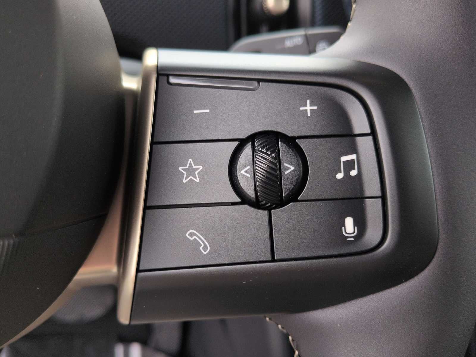 2026 MINI 4 PUERTAS ICÓNICO