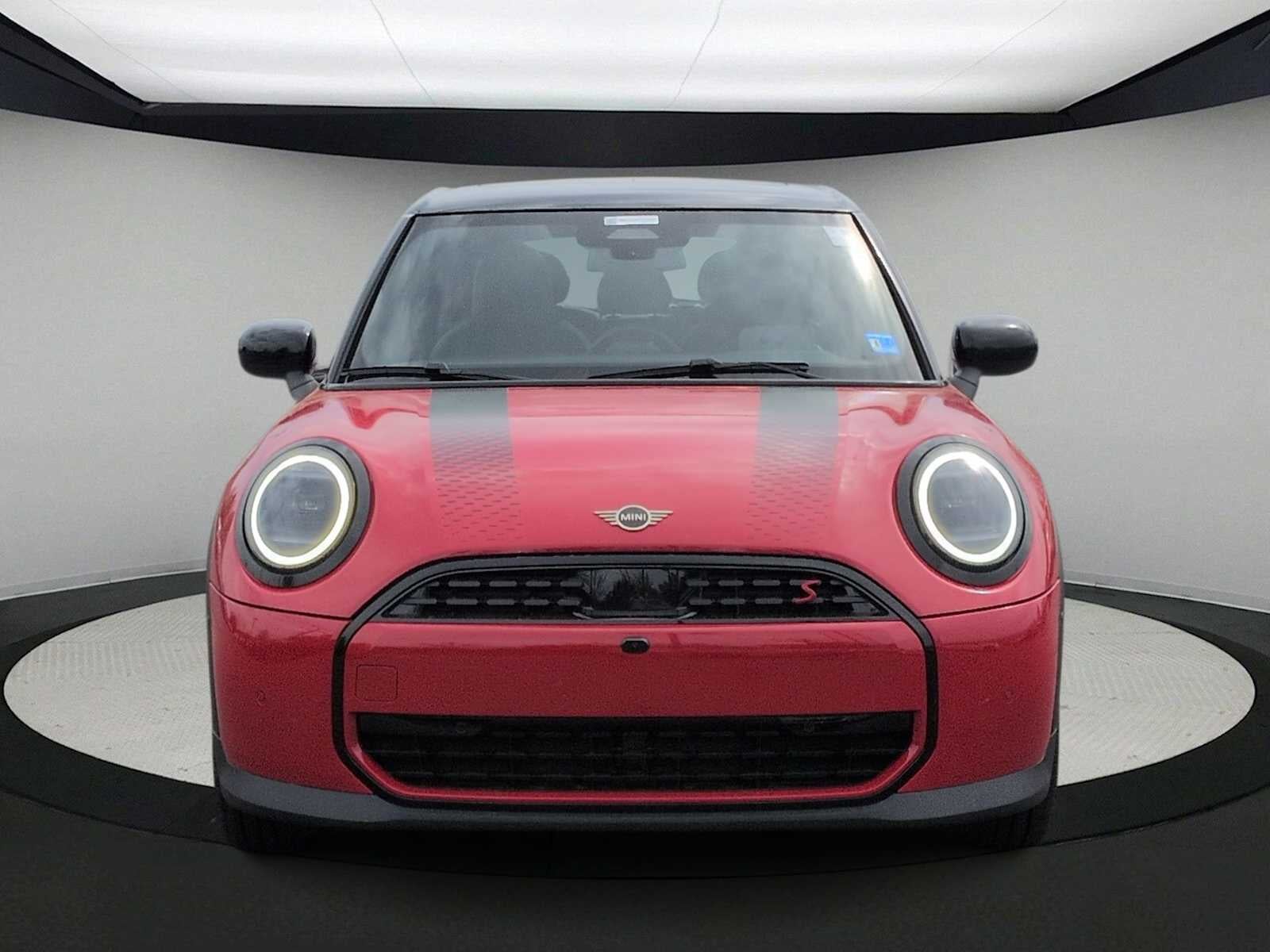 2026 MINI 4 PUERTAS ICÓNICO