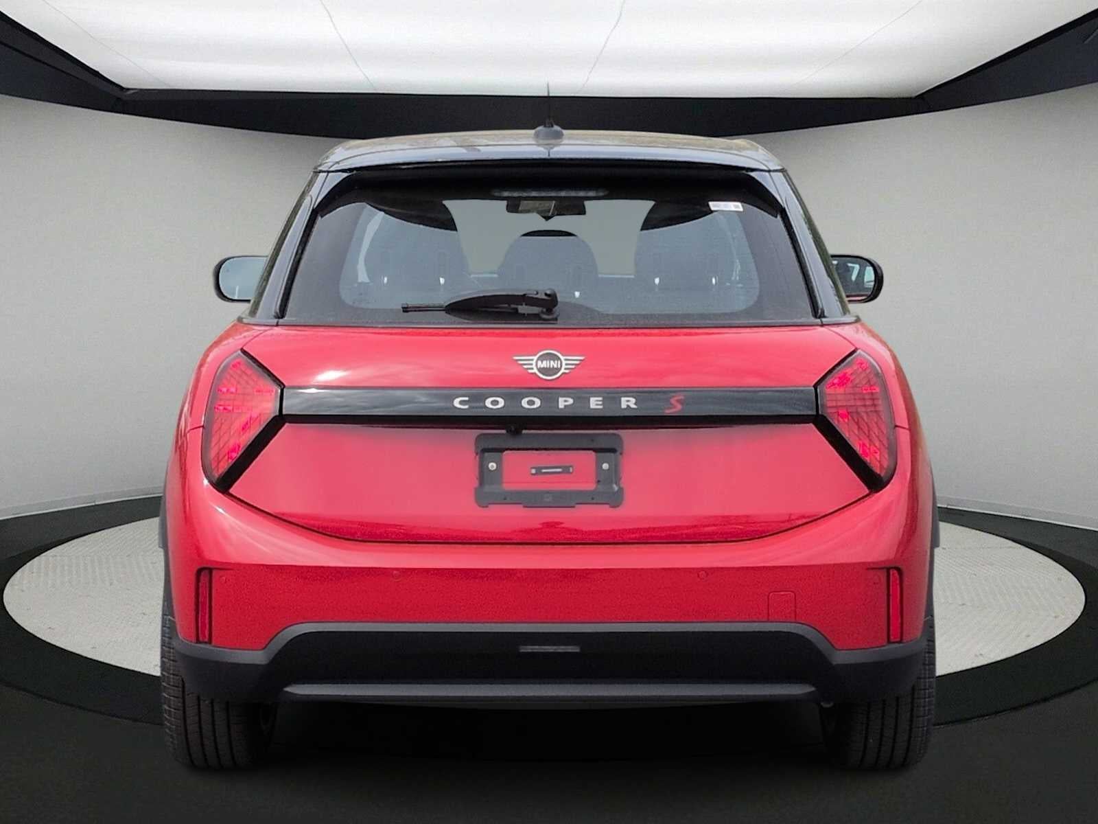 2026 MINI 4 PUERTAS ICÓNICO