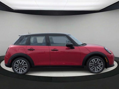 2026 MINI 4 PUERTAS ICÓNICO