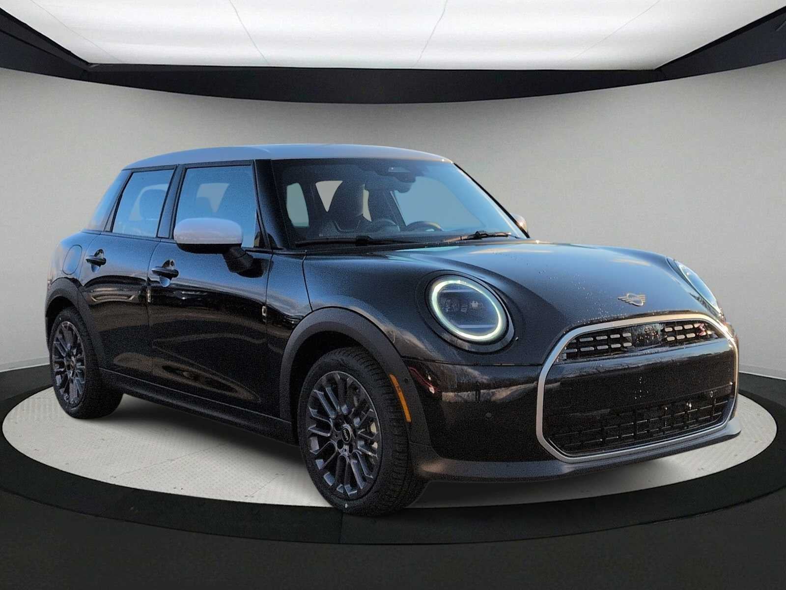 2026 MINI 4 PUERTAS SIGNATURE PLUS