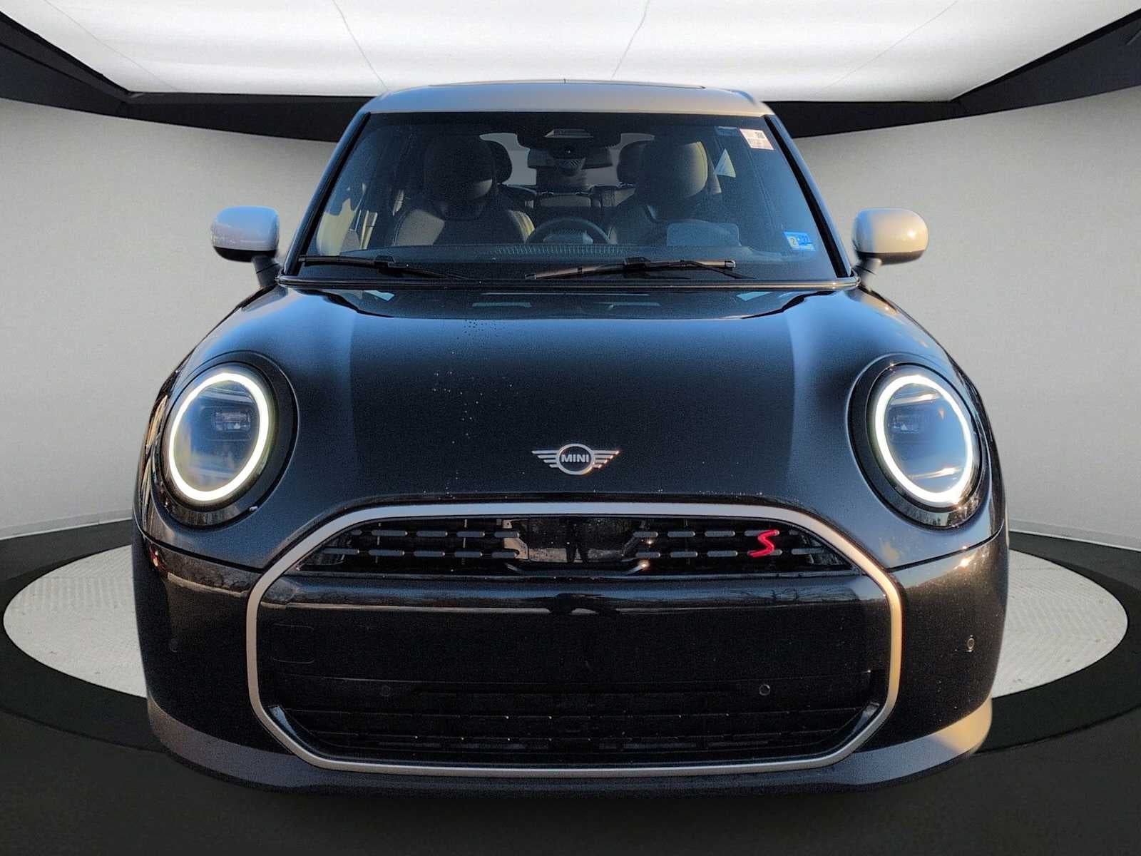 2026 MINI 4 PUERTAS SIGNATURE PLUS