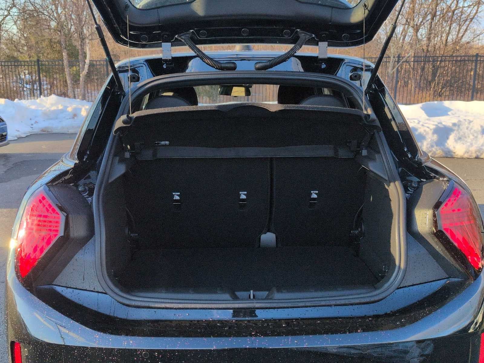 2026 MINI 4 PUERTAS SIGNATURE PLUS