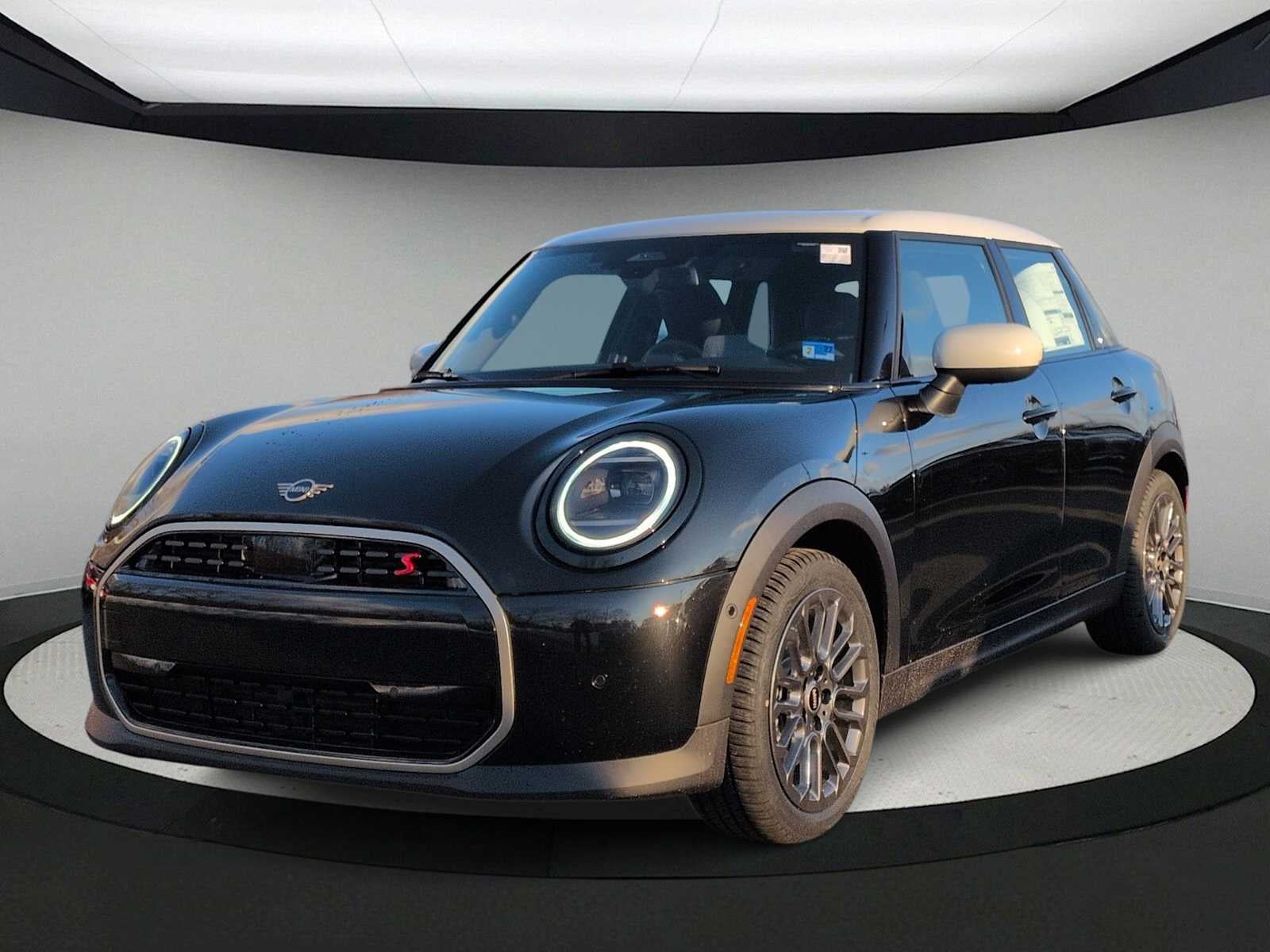 2026 MINI 4 PUERTAS SIGNATURE PLUS