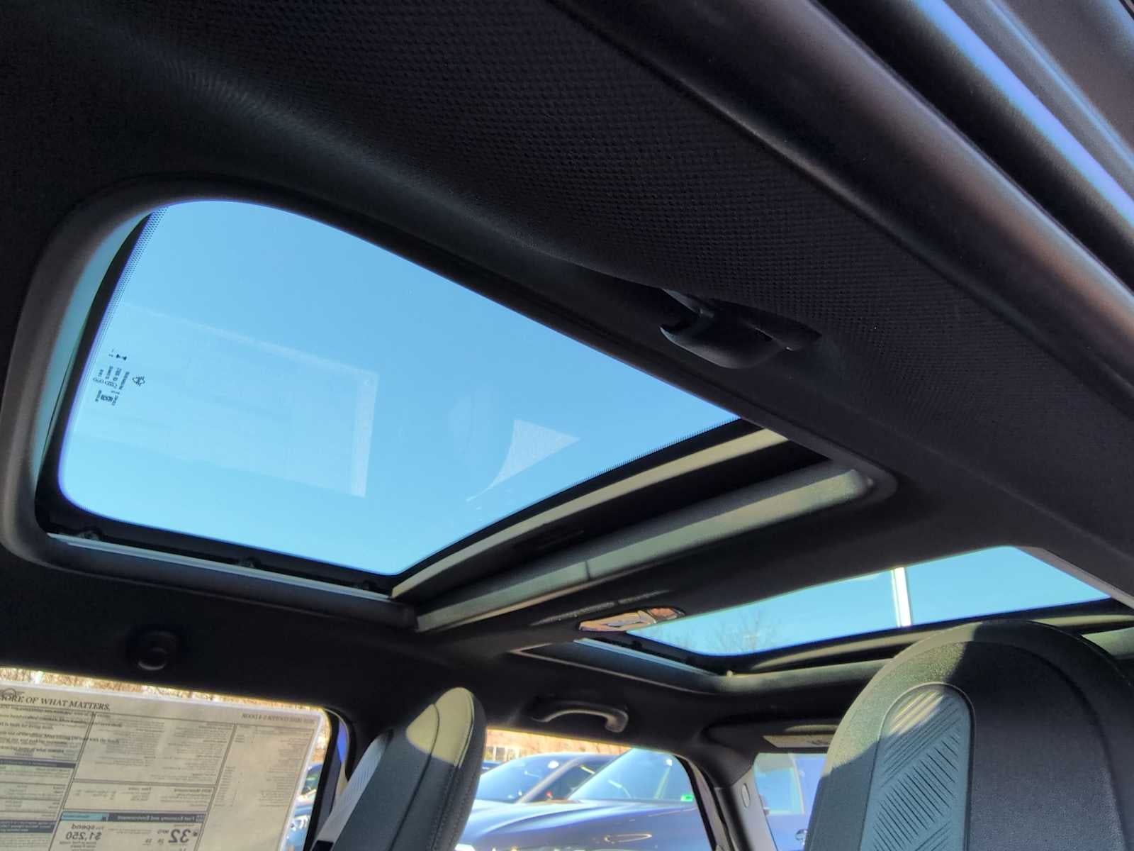 2026 MINI 4 PUERTAS SIGNATURE PLUS