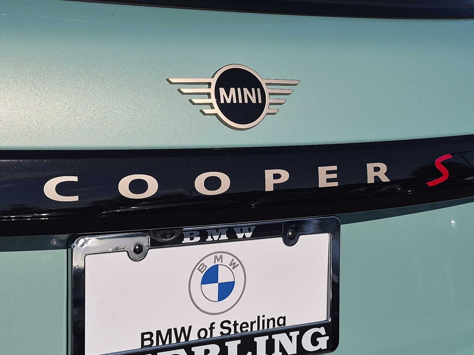 MINI 4 PUERTAS ICONIC 2027