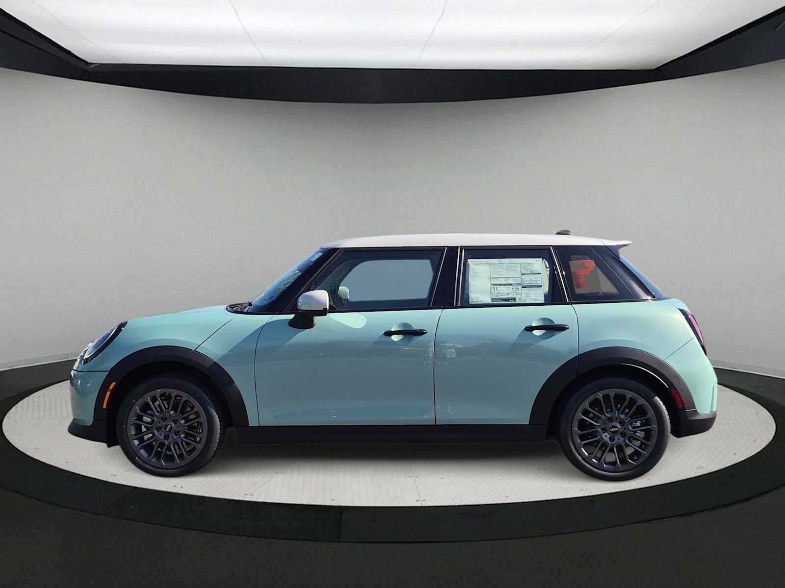 MINI 4 PUERTAS ICONIC 2027