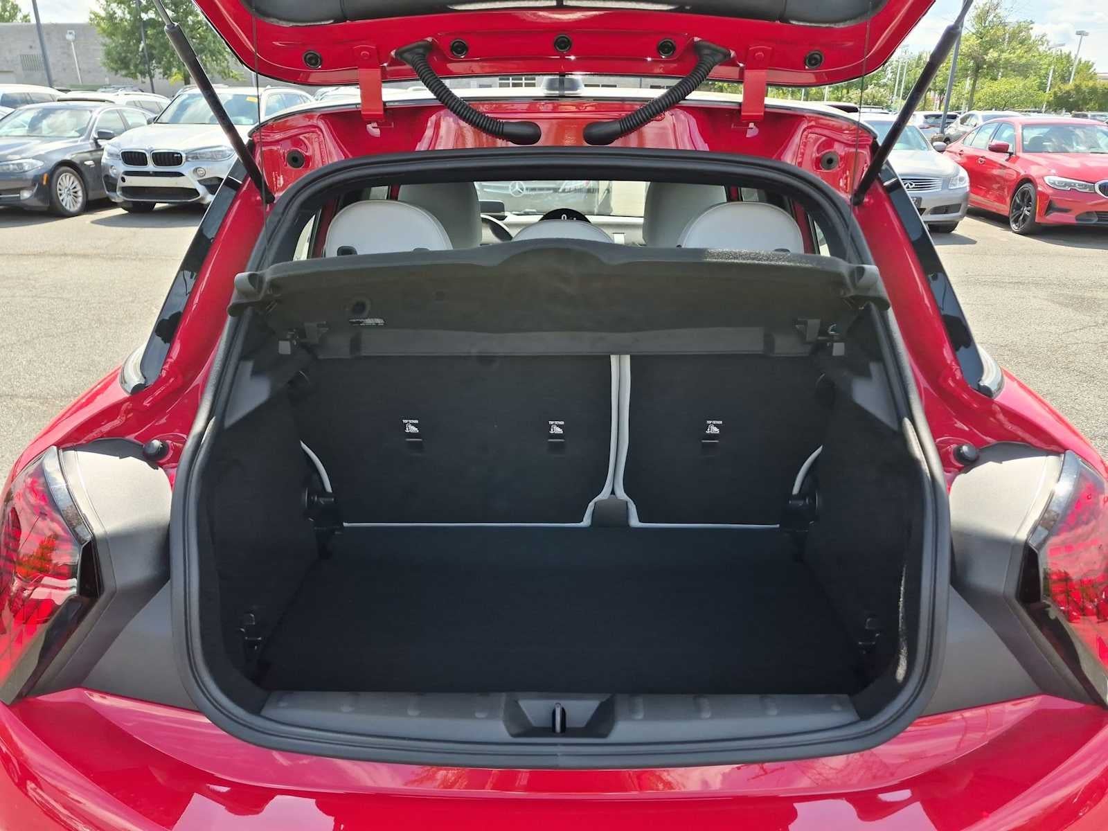 MINI 4 PUERTAS ICONIC 2027