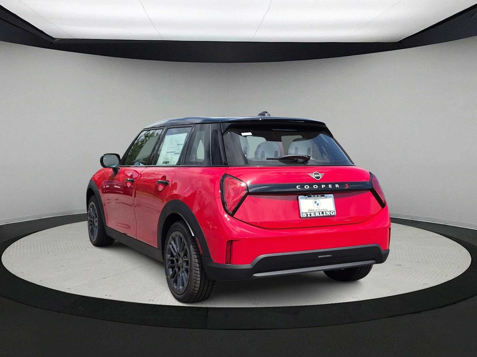 MINI 4 PUERTAS ICONIC 2027