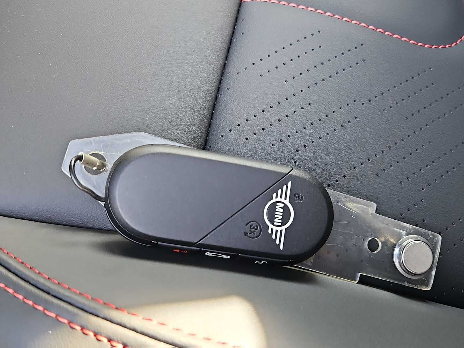 2026 MINI Techo Duro 4 Puertas Cooper S