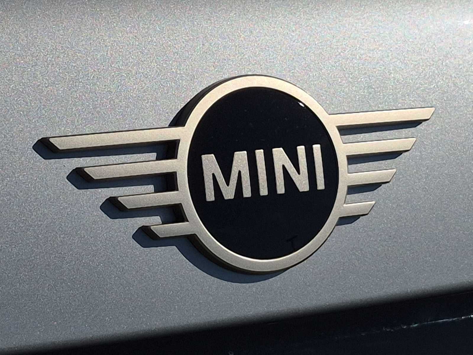 MINI 4 PUERTAS ICONIC 2027