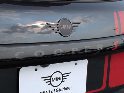 2026 MINI 4 PUERTAS ICÓNICO