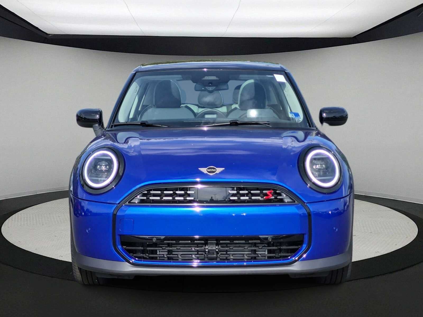 MINI 4 PUERTAS SIGNATURE PLUS 2027