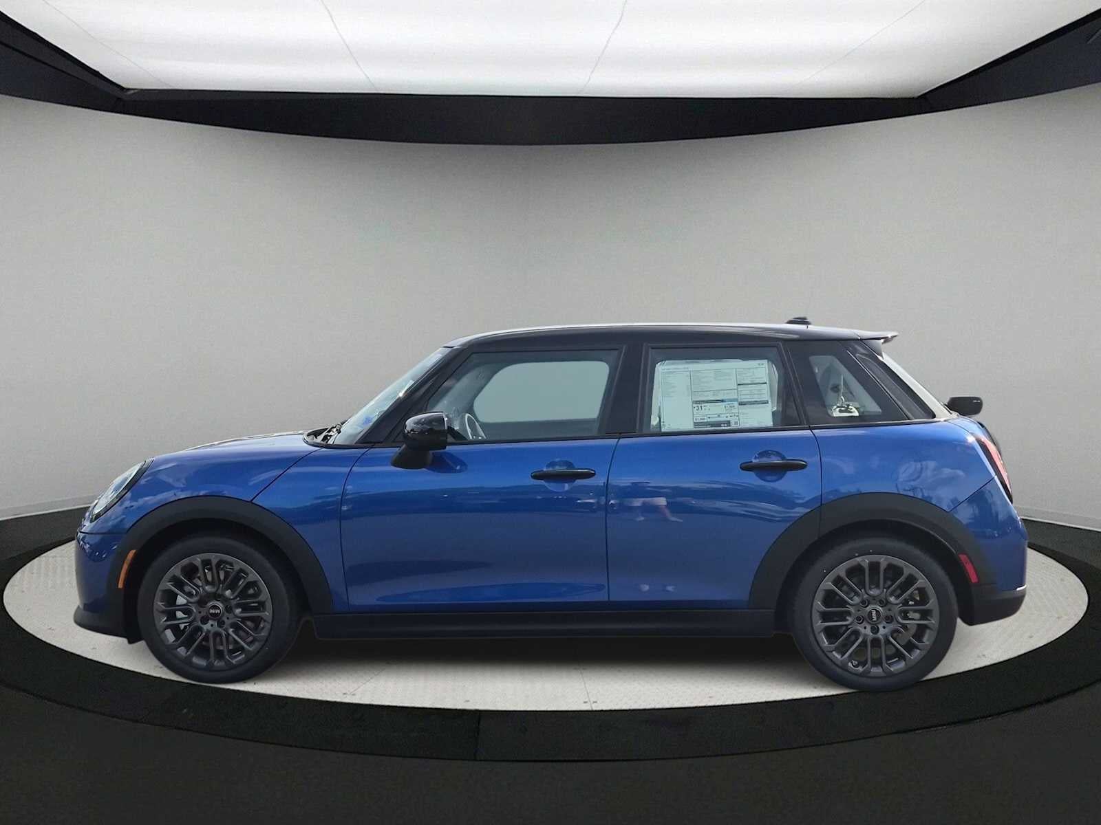 MINI 4 PUERTAS SIGNATURE PLUS 2027