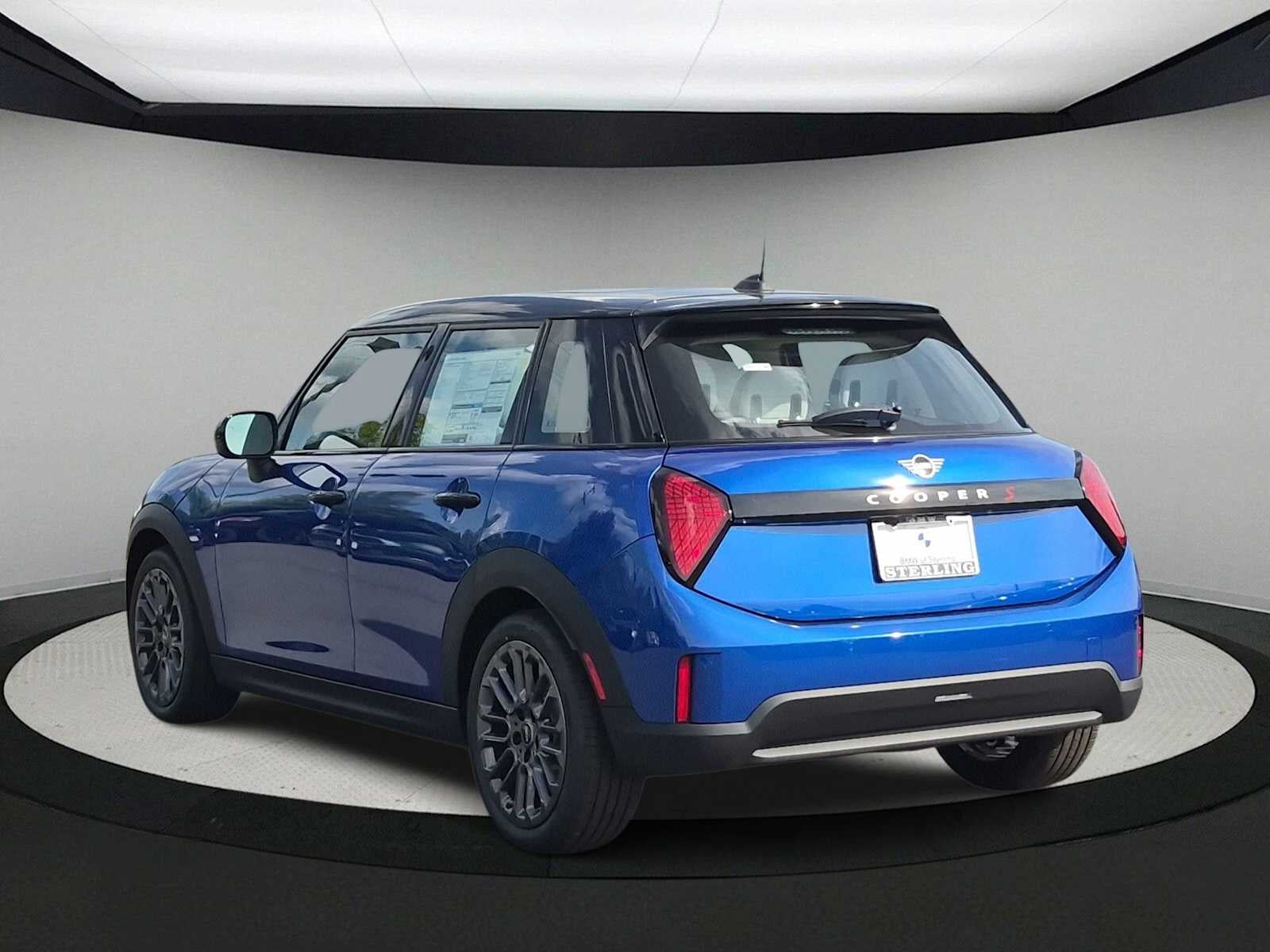 MINI 4 PUERTAS SIGNATURE PLUS 2027
