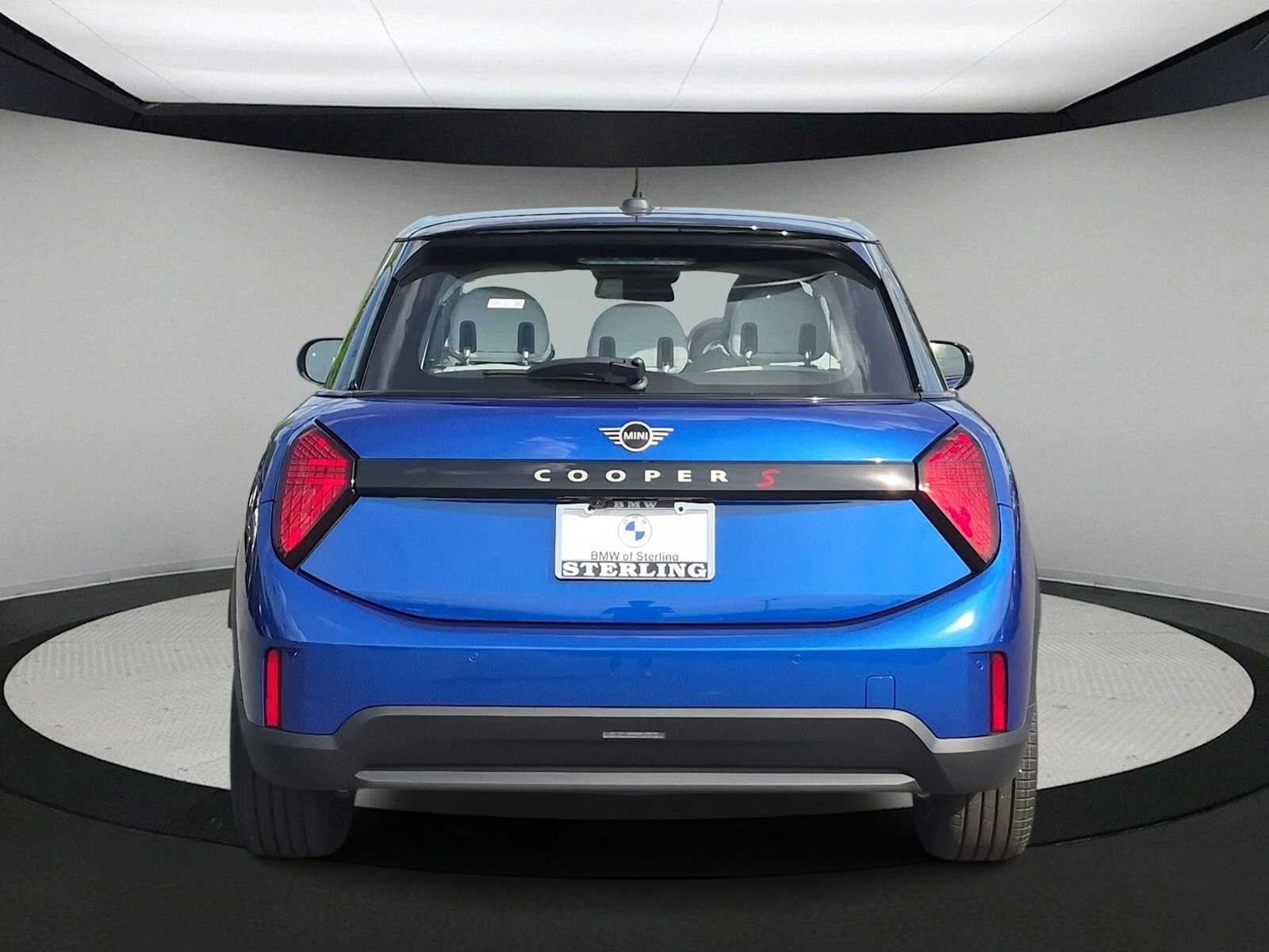 MINI 4 PUERTAS SIGNATURE PLUS 2027