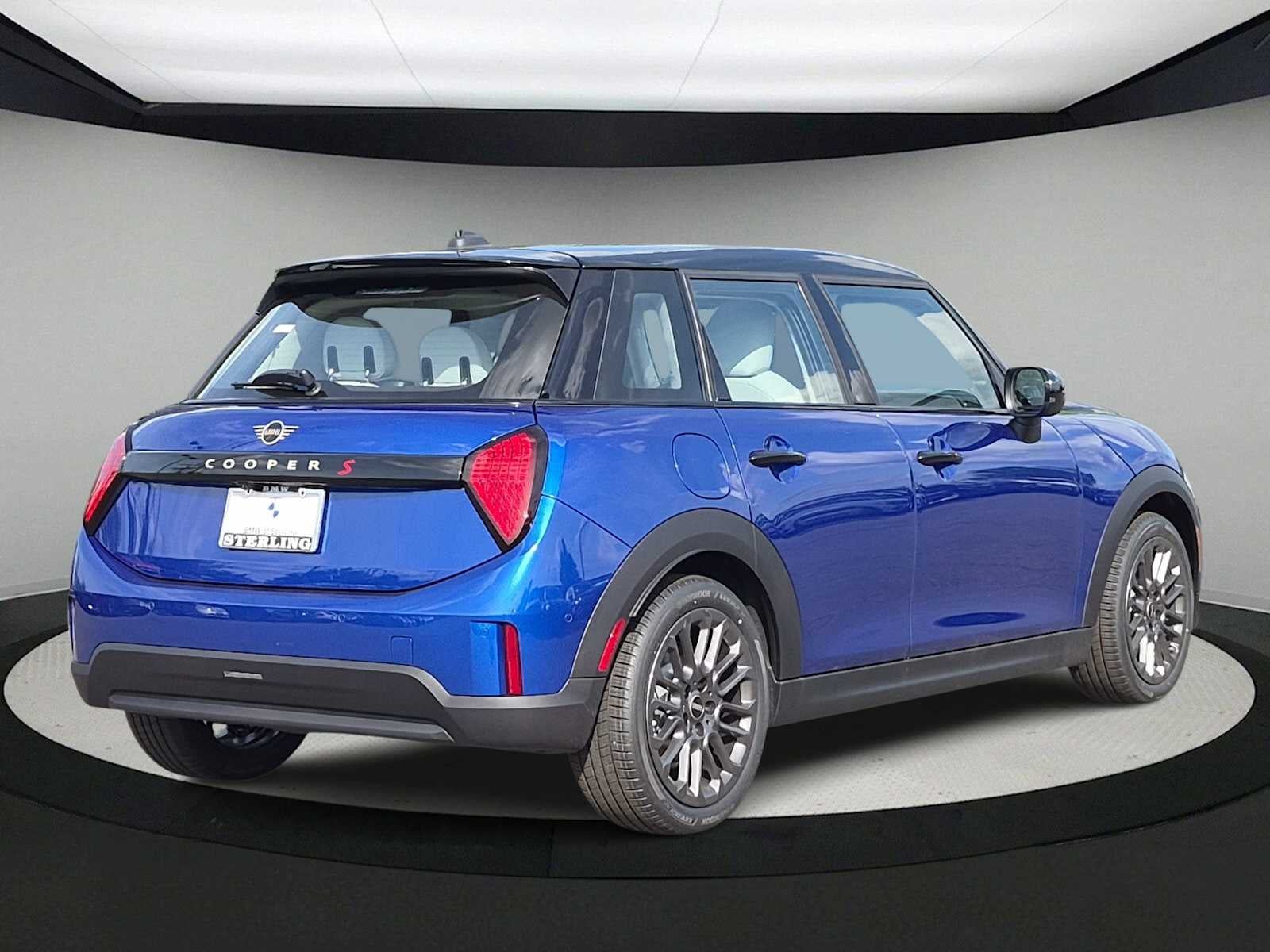 MINI 4 PUERTAS SIGNATURE PLUS 2027