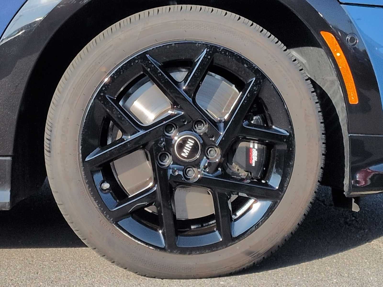 2025 MINI Techo Duro 4 Puertas Cooper S