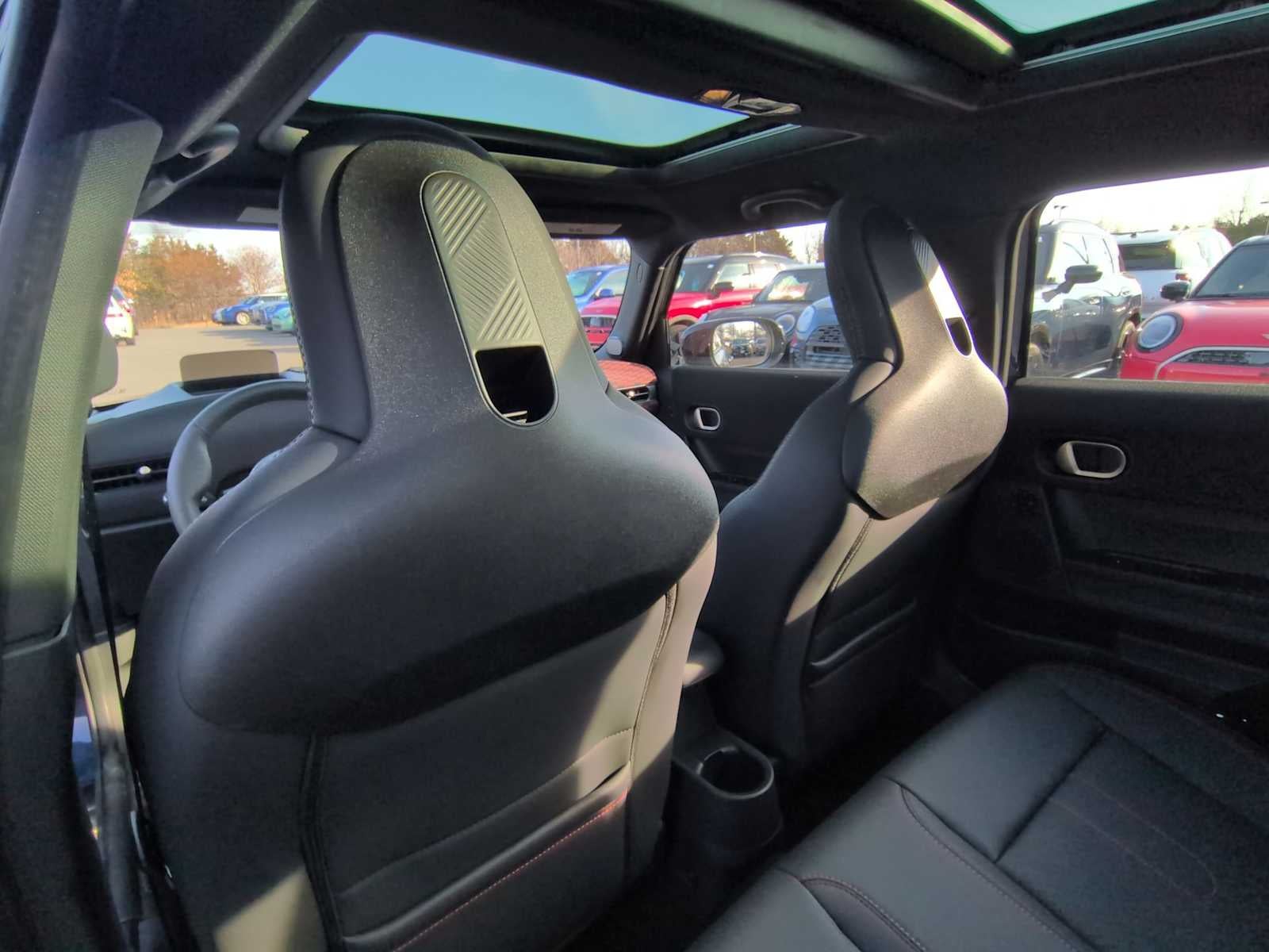 2025 MINI Techo Duro 4 Puertas Cooper S