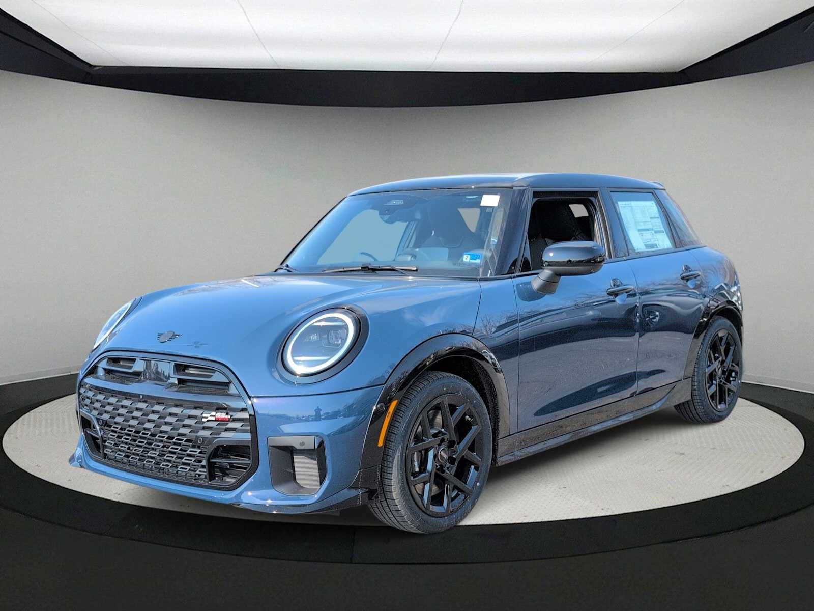 2026 MINI 4 PUERTAS ICÓNICO