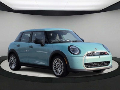 2026 MINI 4 PUERTAS ICÓNICO