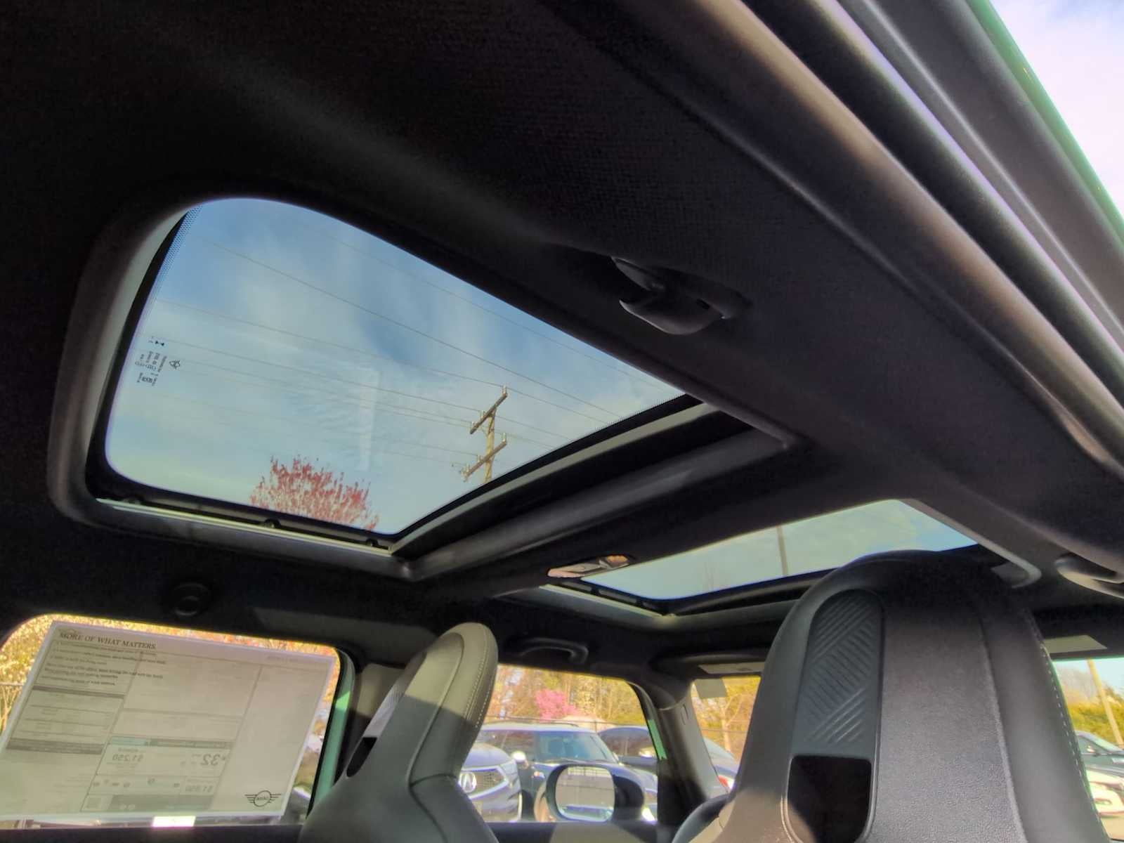 2026 MINI 4 PUERTAS ICÓNICO