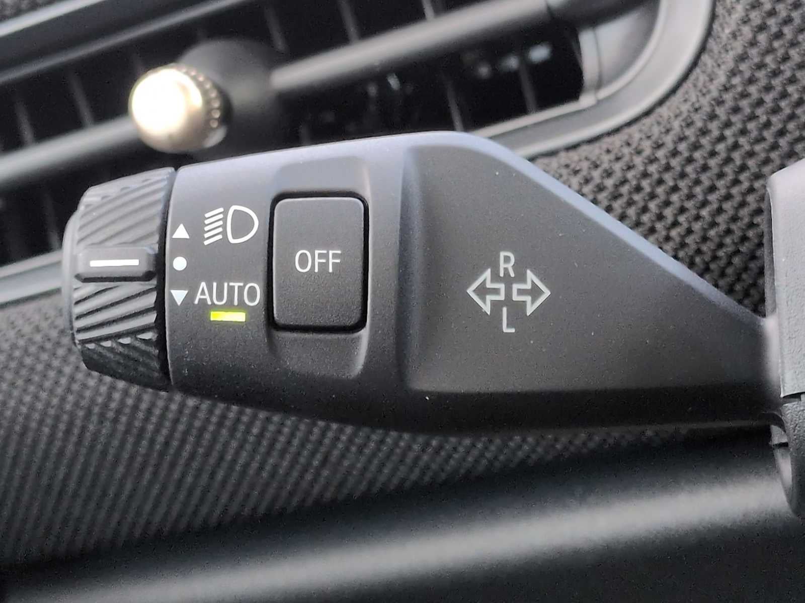 2026 MINI 4 PUERTAS ICÓNICO