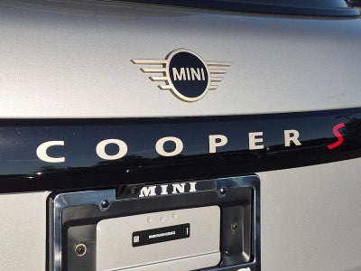 MINI 4 PUERTAS ICONIC 2027