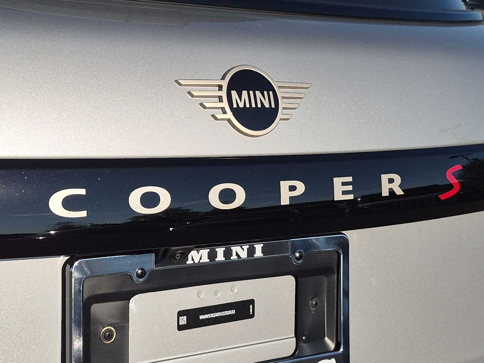 MINI 4 PUERTAS ICONIC 2027