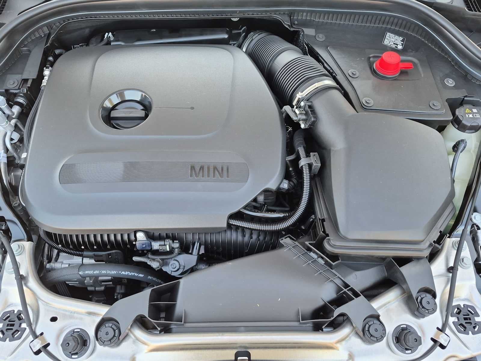 MINI 4 PUERTAS ICONIC 2027
