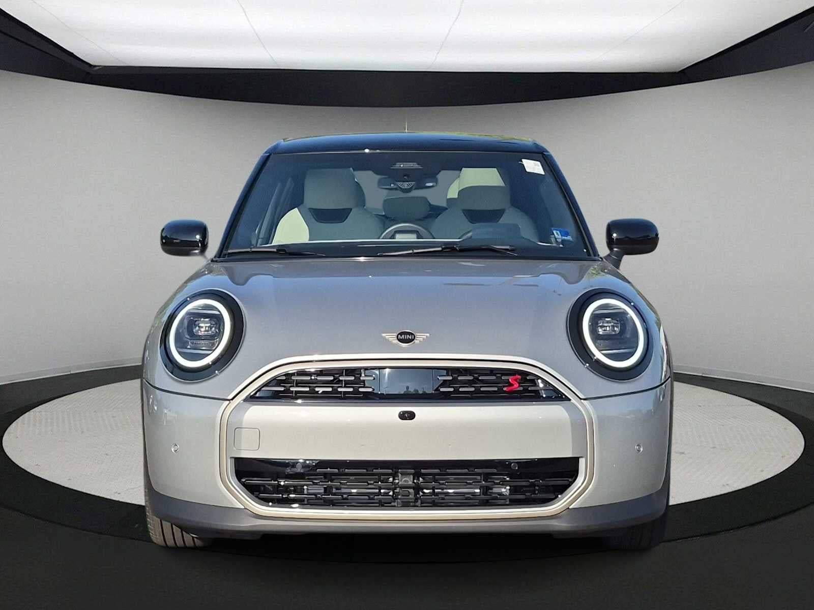 MINI 4 PUERTAS ICONIC 2027