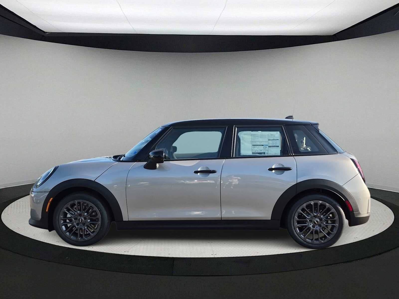 MINI 4 PUERTAS ICONIC 2027