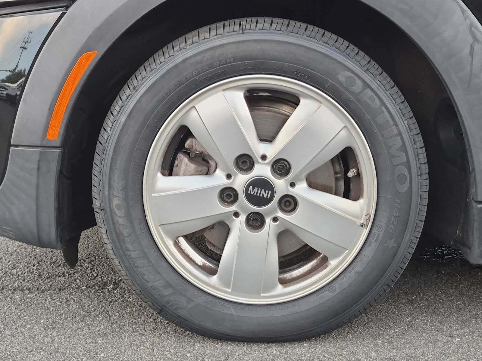 MINI Cooper de 2 puertas con techo rígido de 2018