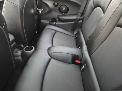 MINI Cooper de 2 puertas con techo rígido de 2018