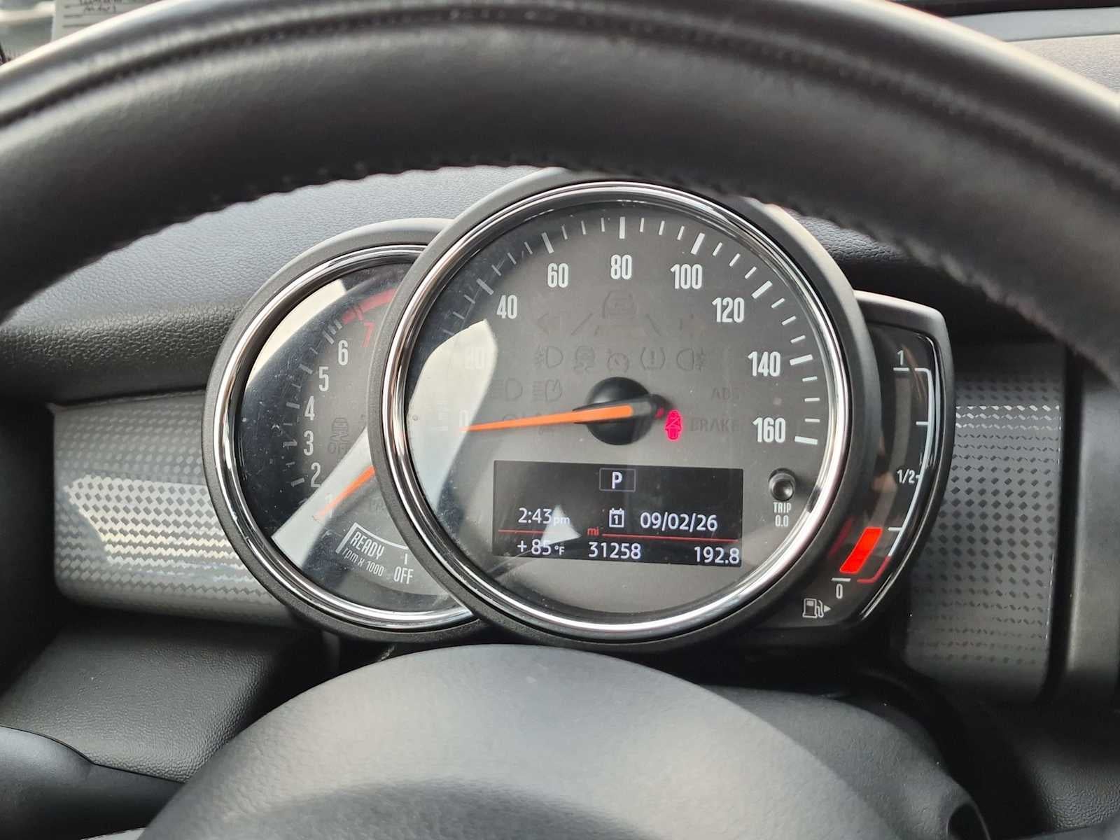 MINI Cooper de 2 puertas con techo rígido de 2018