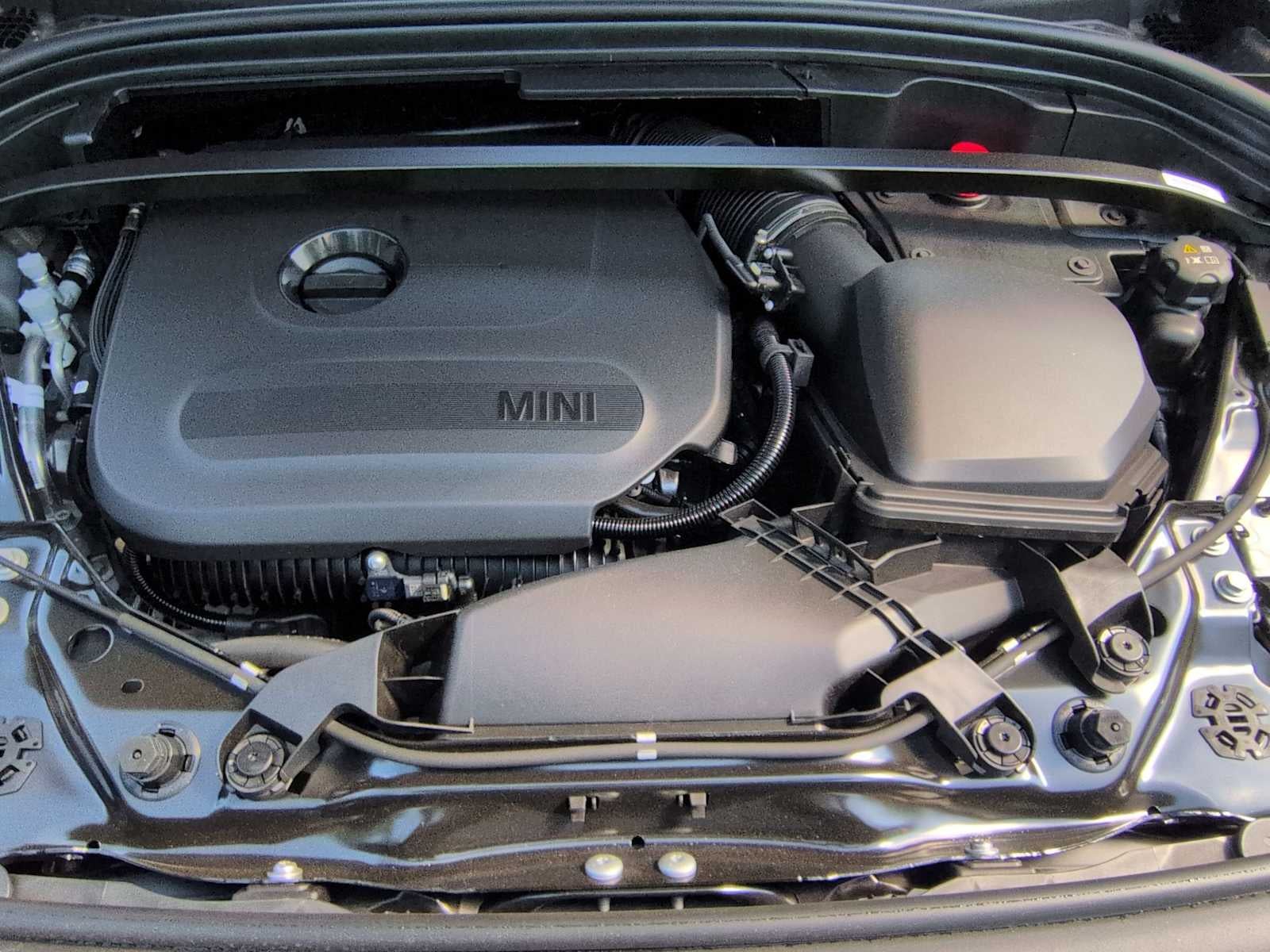MINI COUNTRYMAN ICONIC 2027