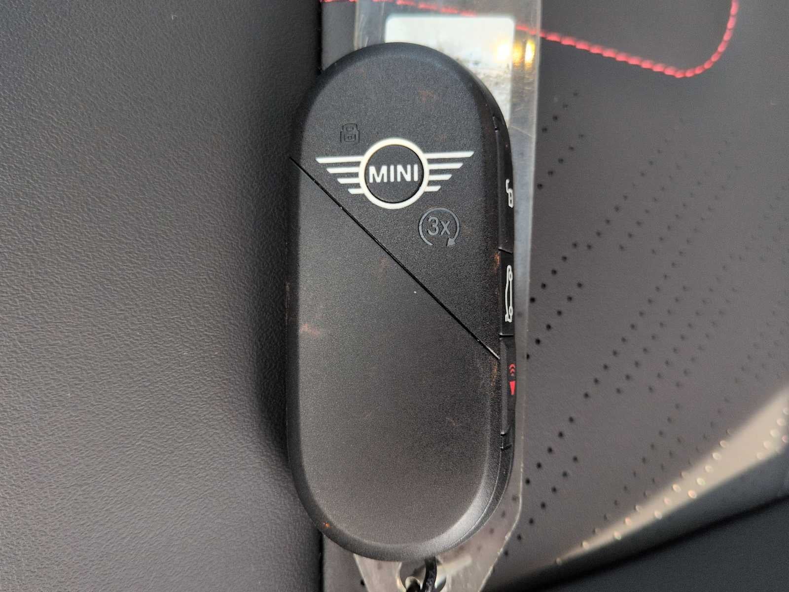 MINI COUNTRYMAN ICONIC 2027