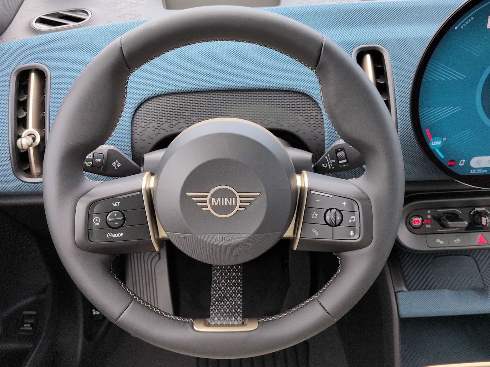 MINI COUNTRYMAN ICONIC 2027