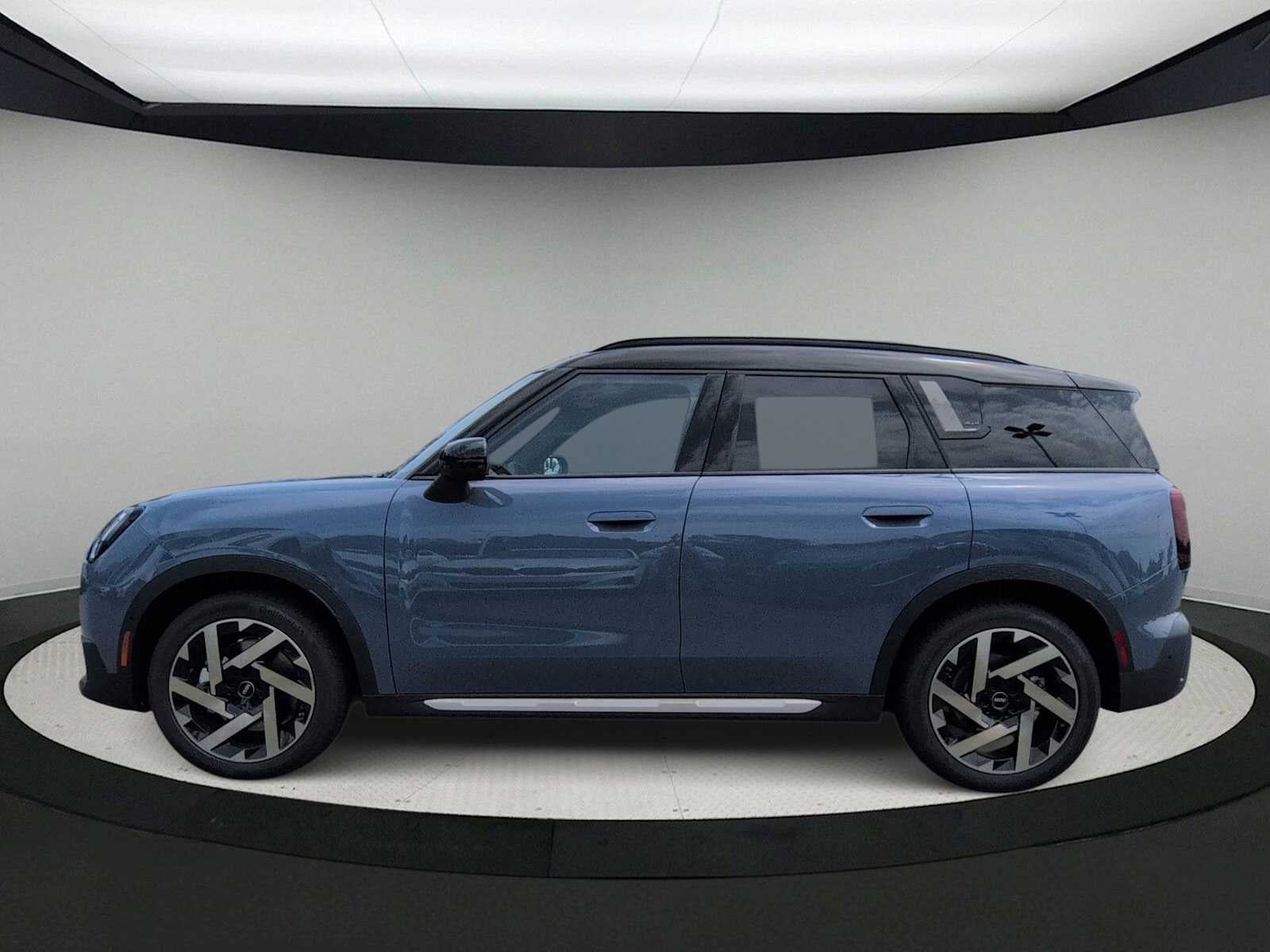 MINI COUNTRYMAN ICONIC 2027