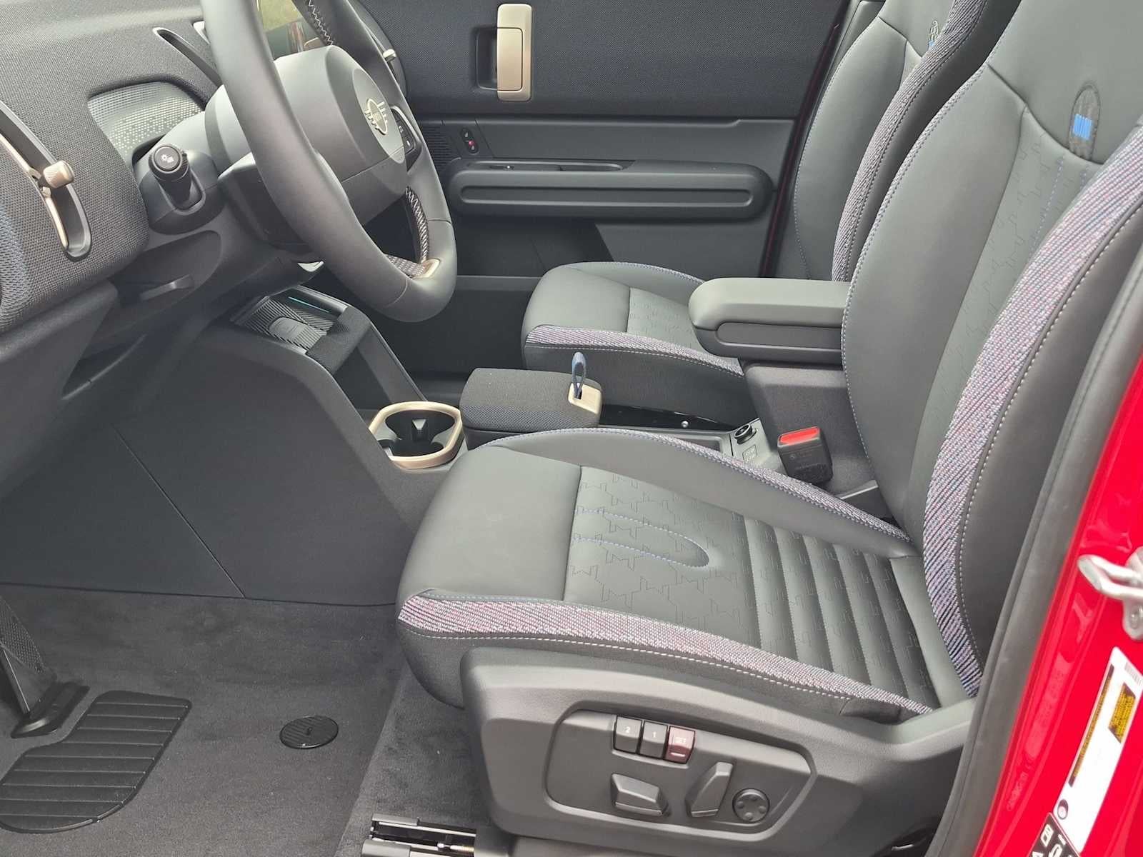 MINI COUNTRYMAN SIGNATURE PLUS 2027