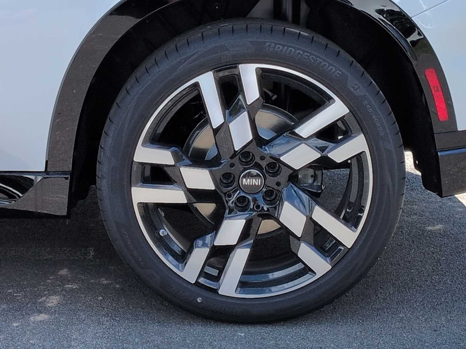 MINI COUNTRYMAN ICONIC 2027