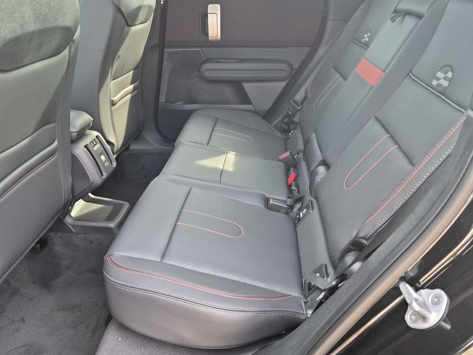 MINI COUNTRYMAN ICONIC 2027