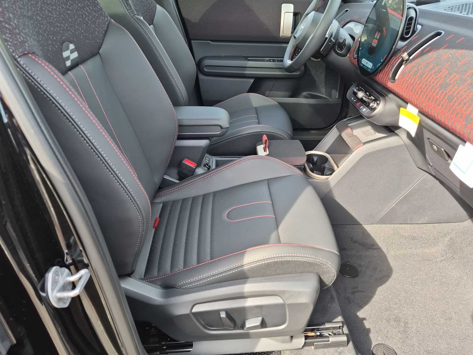 MINI COUNTRYMAN ICONIC 2027