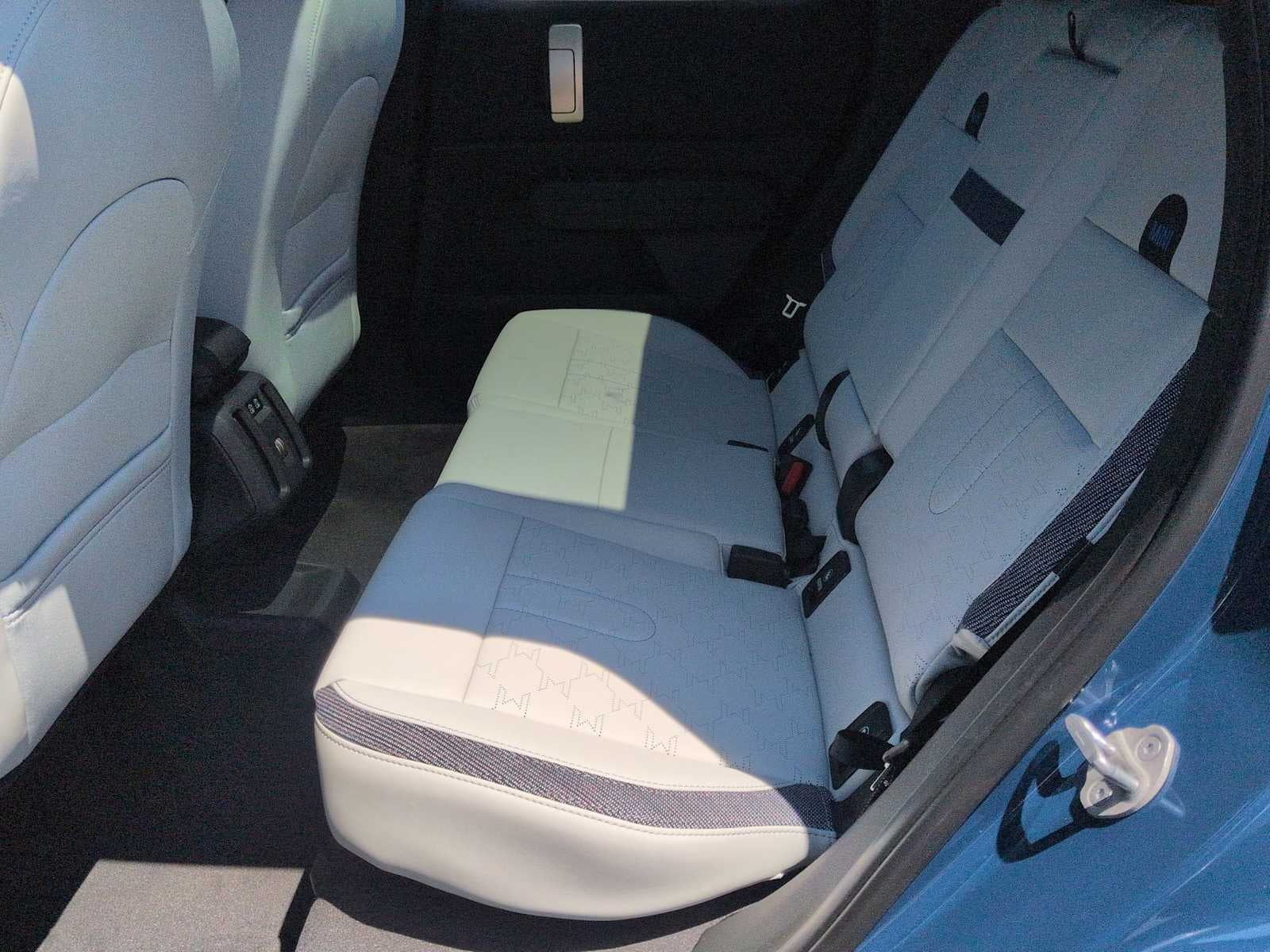 MINI COUNTRYMAN SIGNATURE PLUS 2027