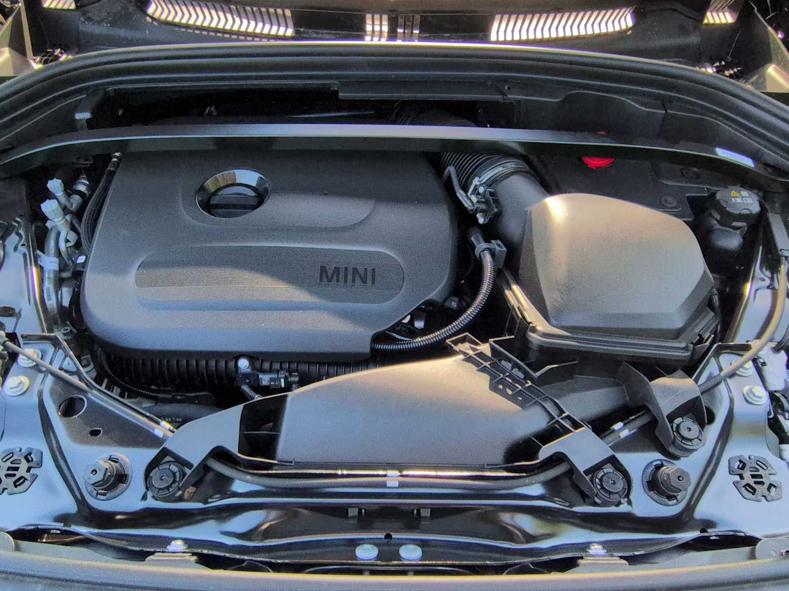 MINI COUNTRYMAN ICONIC 2027