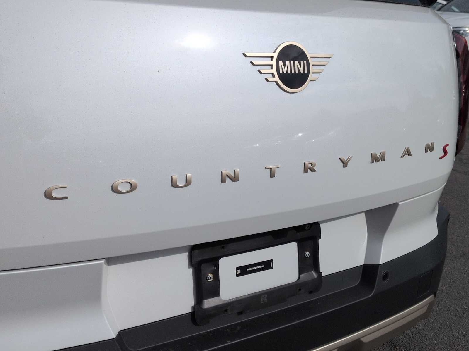MINI COUNTRYMAN ICONIC 2027